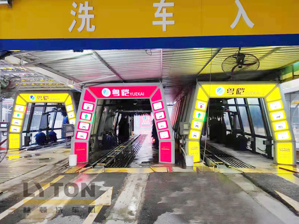 四會(huì)粵愷,一站三套洗車(chē)設(shè)備!粵愷加油站復(fù)購(gòu)林頓FX11全自動(dòng)洗車(chē)機(jī)